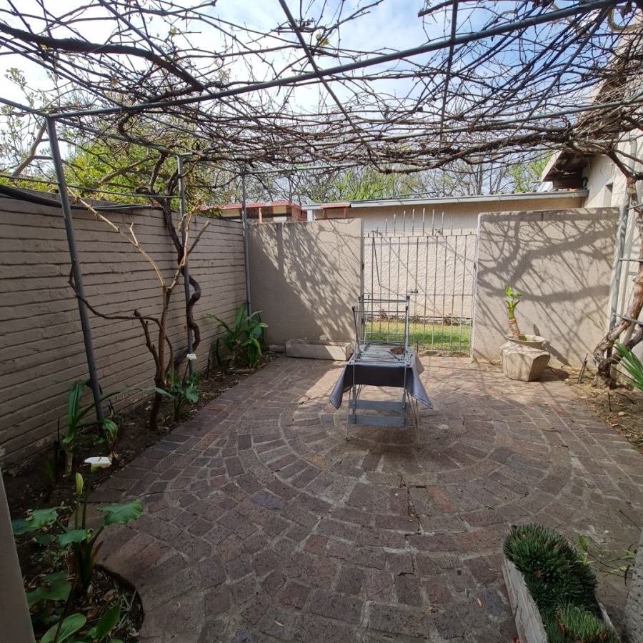 6 Bedroom Property for Sale in Sasolburg Free State